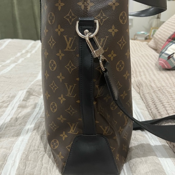 Louis Vuitton Masscasar Davis Handbag - Picture 10 of 13